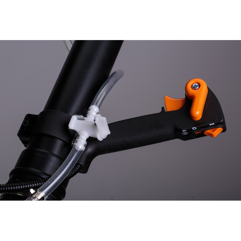 Motorna leđna prskalica DM14PE - Euro II - Image 2